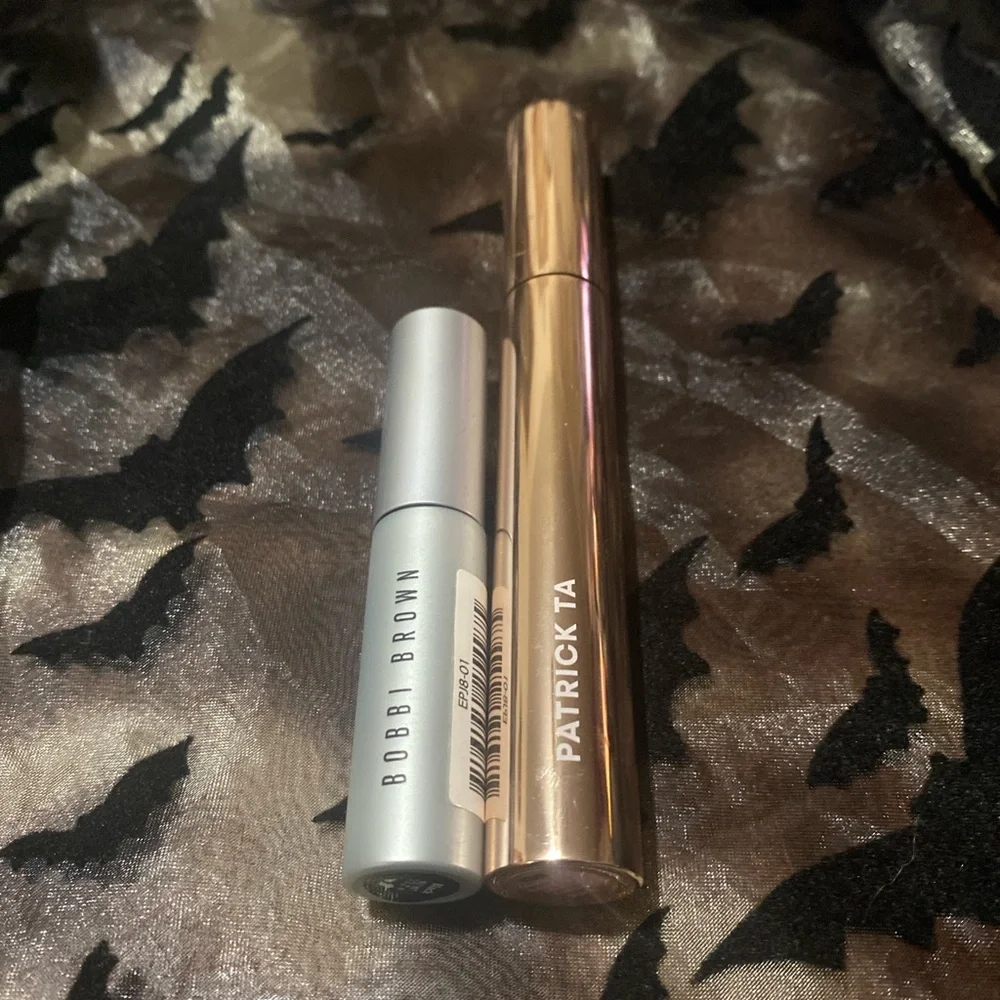 Bobbi Brown + Patrick Ta Mascara bun – Black Volumizing & Conditioning Formulas